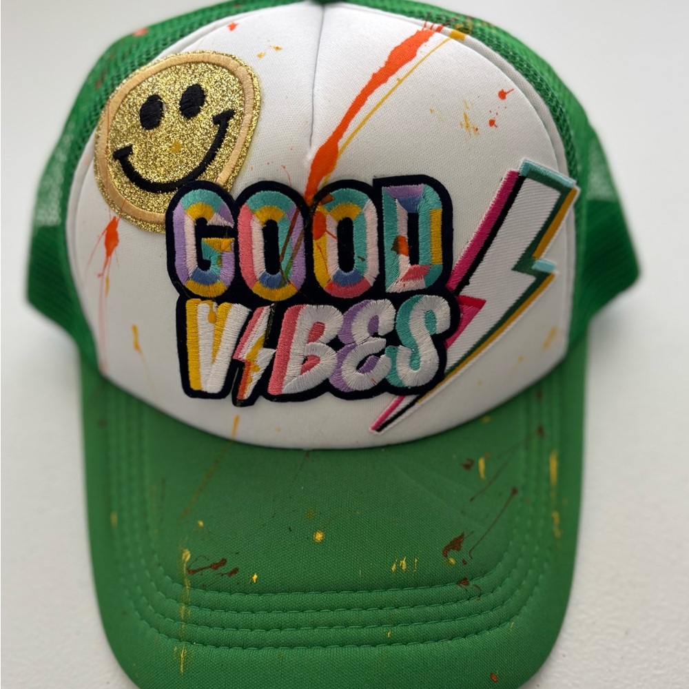 Green 'Good Vibes' Trucker Hat